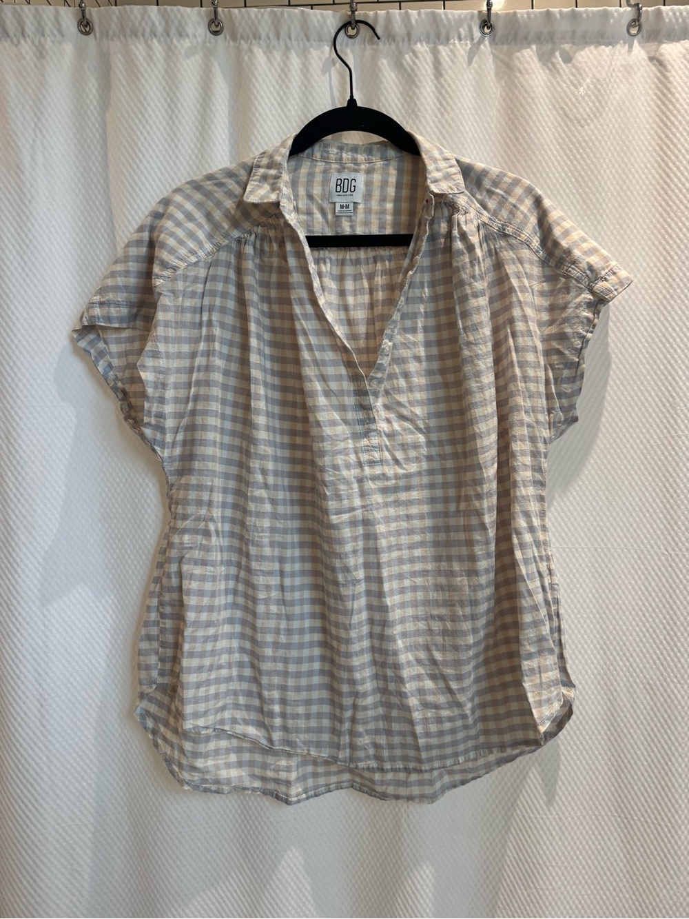 BDG Beige & White Gingham Short Sleeve V-Neck Blouse